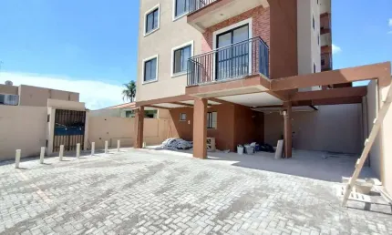 Kitnet nova com ótimo acabamento e infraestrutura, além de uma vaga de garagem coberta, à venda no