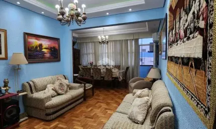 Apartamento / Mobiliado / 3 Dormitórios / 1 Suíte / 2 Vagas / Auxiliadora / Higienópolis / Porto Alegre / RS