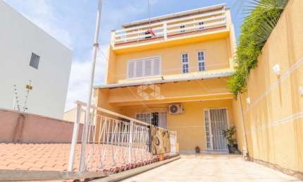 Casa / 3 Dormitórios / 3 Vagas / Bento Gonçalves / Partenon / Porto Alegre / RS