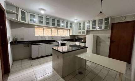 SOBRADO AMPLO - EXCELENTE PARA RESIDENCIAL E COMERCIAL
