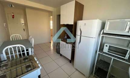 APARTAMENTO MOBILIADO COM SACADA, OTIMA LOCALIZACAO!