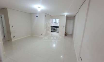 APARTAMENTO SEMI MOBILIADO PARA LOCAÇÃO NO EDIFÍCIO PHILADELPHIA TOWER