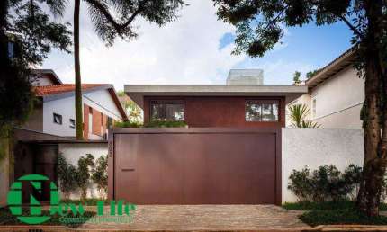 Casa para venda por R$  8.150.000,00 em Alto de Pinheiros - SP
