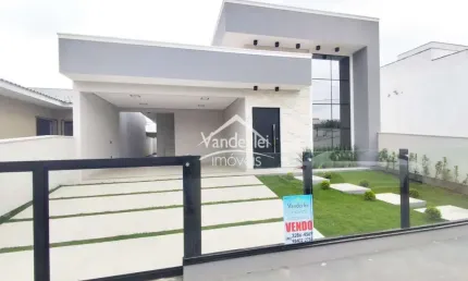 Casa  com 03 quartos, sendo 01 suíte no bairro bela vista em palhoça