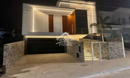 Casa Alto Padrão 240,37 m² no Lot Pedra Branca em Palhoça-SC