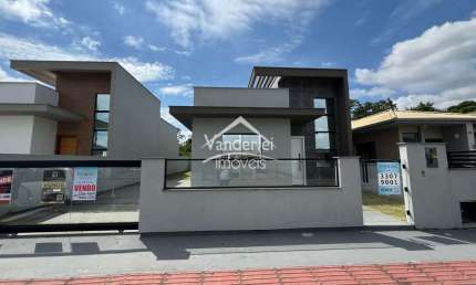 Casa Lot Vale Verde com 03 quartos, sendo 01 suíte no bairro Bela Vista em Palhoça - SC