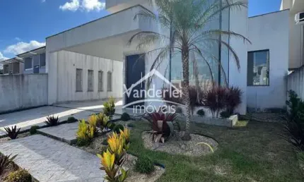 Casa no Bela Vista com 03 quartos, sendo 01 suíte no bairro Bela Vista em Palhoça - SC