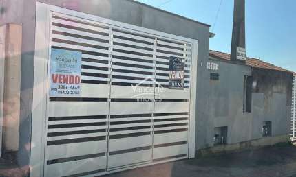 Casa no Lot Jardins com 02 quartos no bairro Bela Vista em Palhoça - SC