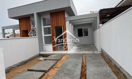 Casa no Vale Verde com 02 quartos,2 no bairro Bela Vista em Palhoça - SC