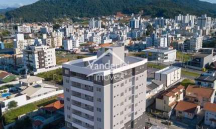 Apartamento no Pagani em Palhoça,  3 dormitórios, sendo uma suite.
