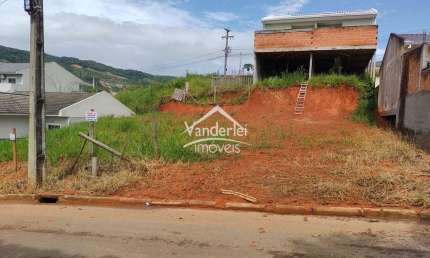 Terreno de 200m² com escritura pública no loteamento Jardins 3 no Bela  Vista em Palhoça - SC