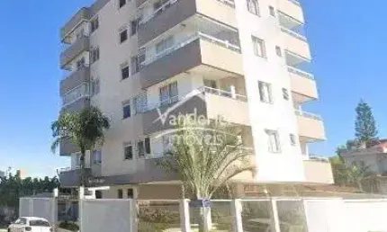 Apartamento Cobertura com 190m² no bairro Centro em Palhoça - SC