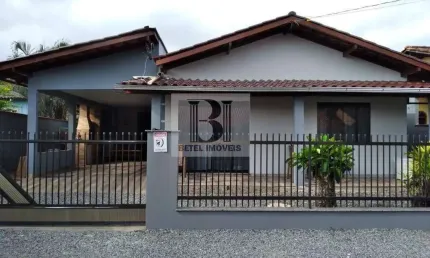 Casa para Venda em Jaraguá do Sul / SC no bairro Nereu Ramos