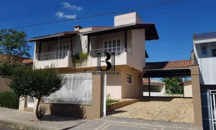 Sobrado para venda em jaraguá do sul / sc no bairro jaraguá esquerdo