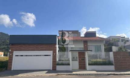 Casa com 3 quartos à venda na Barra do Rio Cerro, Jaraguá do Sul 