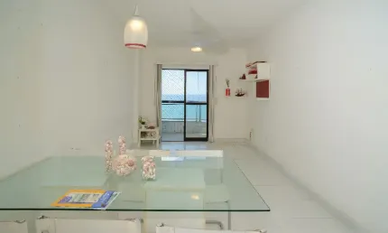 Apto frente a praia com sacada - Solemar - Praia Grande