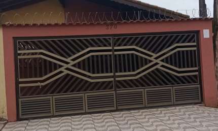 Casa geminada 02 dormitórios em Solemar - Praia Grande