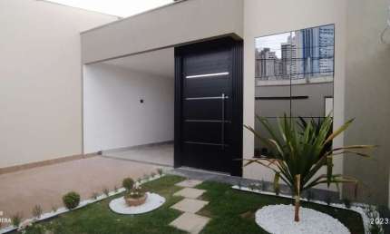 Casa com 3 quartos à venda na Rua 8, Água Branca, Goiânia