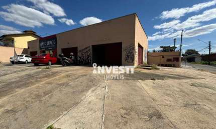 Sala comercial para alugar na Rua CV4, Residencial Center Ville, Goiânia