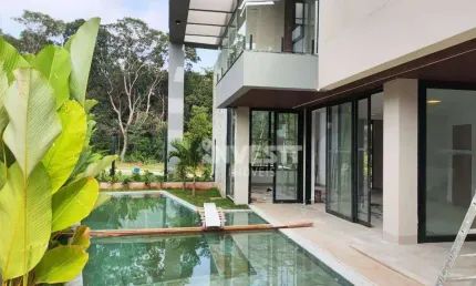 Casa em condomínio fechado com 3 quartos à venda no Jardins França, Goiânia 