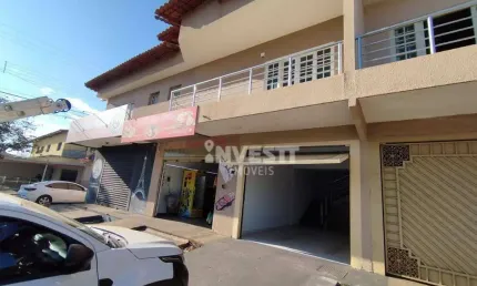 Casa com 3 quartos para alugar na Rua N, Vila Santa Helena, Goiânia