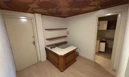 Alugo Sala Comercial Mobiliada - Centro de Blumenau