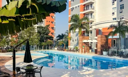 Vendo lncrível Apartamento Mobiliado, 03 Quartos - Bairro Água Verde