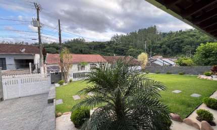 Vendo Ótima Casa Semi Mobiliada, 03 Quartos - Bairro Salto do Norte