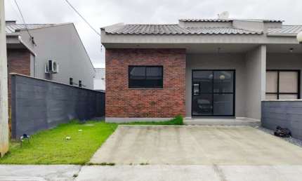 Vendo Casa com 02 Quartos, Bairro Testo Salto - Blumenau