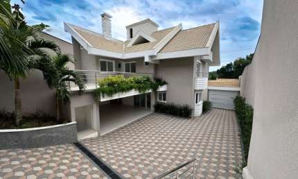 Vendo Maravilhosa Casa, Alto Padrão, Bairro Escola Agrícola - Blumenau