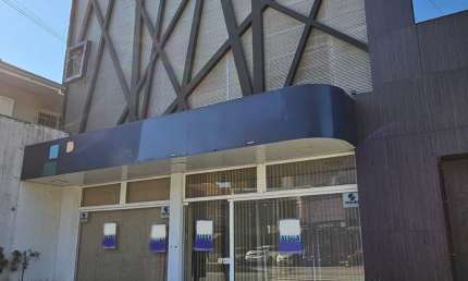 Alugo Sala Comercial, 02 pisos, na Dois de Setembro – Blumenau, SC