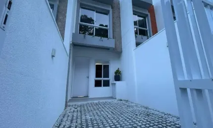 Vendo Sobrado Semi Mobiliado, 02 Quartos - Bairro Itoupava Seca