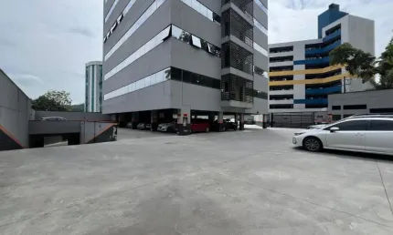Vendo Estacionamento Rotativo, aprox. 70 Vagas - Bairro Garcia