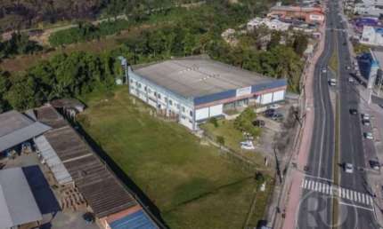 Alugo Ponto Comercial com Amplo Terreno – Itoupava norte