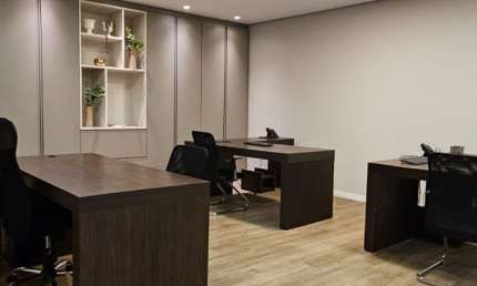 Vendo Ampla Sala Comercial, Mobiliada – Centro de Blumenau