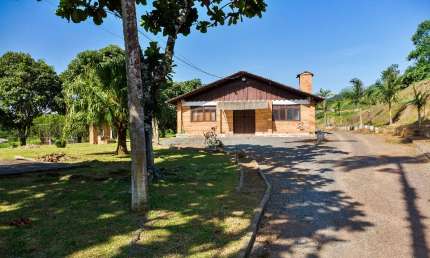 Vendo Ampla Chácara/Associação - Cidade de Indaial/SC