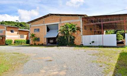 Vendo 02 Galpões em Terreno com 4.200m², Cidade de Indaial