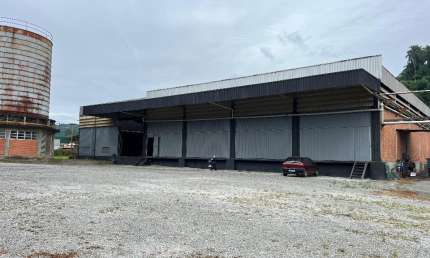 Alugo Galpão Industrial com 2500m², Bairro Bela Vista - Gaspar