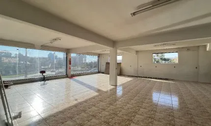 Alugo Sala Comerical, Andar Inteiro, Bairro Santa Terezinha - Gaspar