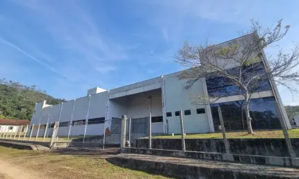 Vendo e Alugo Excelente Galpão com 68.000m², em Luiz Alves