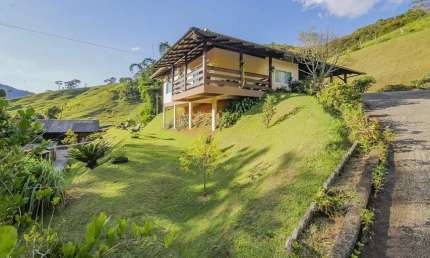 Vendo Lindo Sítio, 04 Quartos, Bairro Progresso, 41.000m² - Blumenau