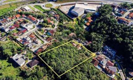 Vendo Terreno com 02 Casas, 8.000m², Bairro Fortaleza - Blumenau
