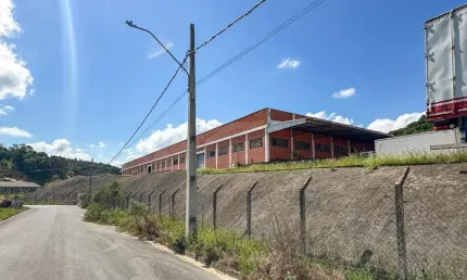 Alugo Galpão com 1000m², Bairro Gasparinho - Gaspar