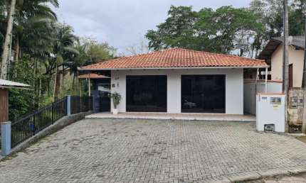 Sala comercial para locação no bairro Itoupavazinha