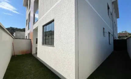 APARTAMENTO COM QUINTAL PRIVATIVO NO SALTO DO NORTE - BLUMENAU/SC