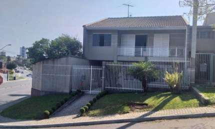 Casa com 7 quartos à venda na Rua Américo Mattei, 600, Tarumã, Curitiba, 362 m2 por R$ 980.000