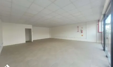 Ponto comercial para alugar na governador adolfo konder, 705, cidade nova, itajaí por r$ 4.500
