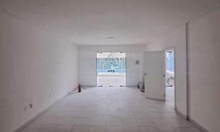 Sala comercial para alugar na Rua Franklin Máximo Pereira, 79, Centro, Itajaí por R$ 4.500