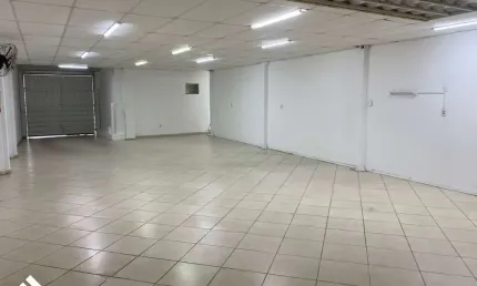 Sala comercial para alugar na Rua João Gaya, 397, Vila Operária, Itajaí por R$ 8.500