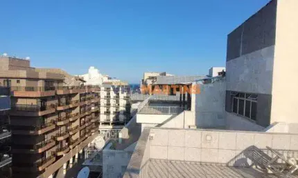 Ampla Cobertura triplex de 5 quartos à venda no Algodoal em Cabo Frio por R$1.035.000,00